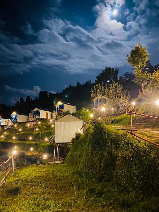 Nivriti Stays Kanatal Ngoại thất bức ảnh