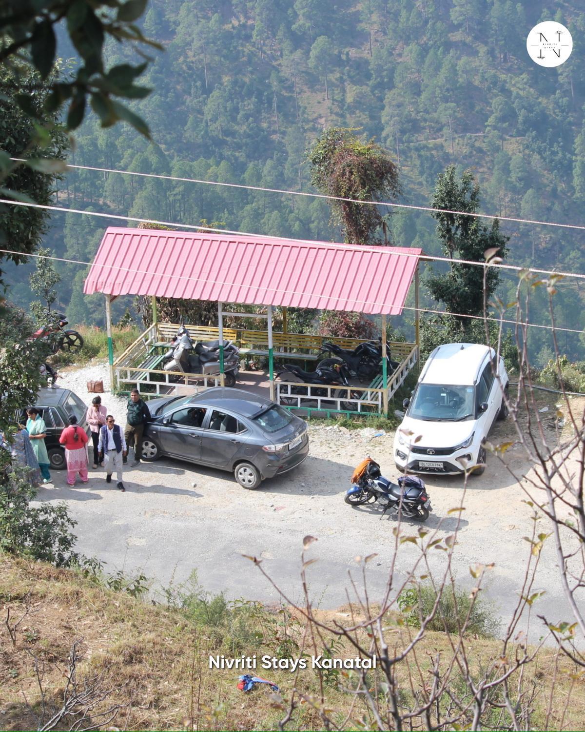 Nivriti Stays Kanatal Ngoại thất bức ảnh