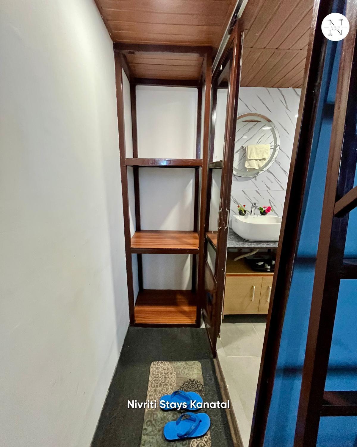 Nivriti Stays Kanatal Ngoại thất bức ảnh