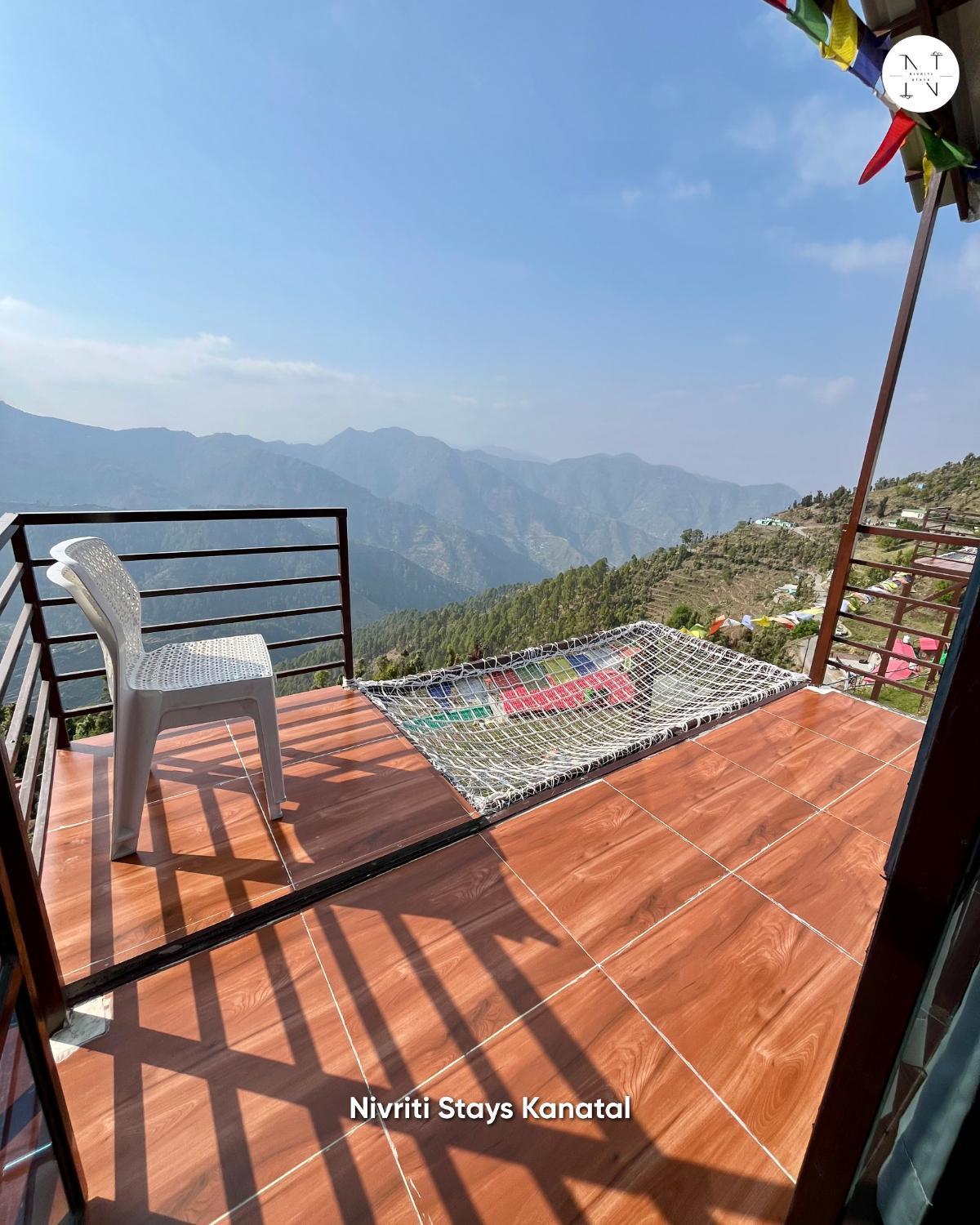Nivriti Stays Kanatal Ngoại thất bức ảnh