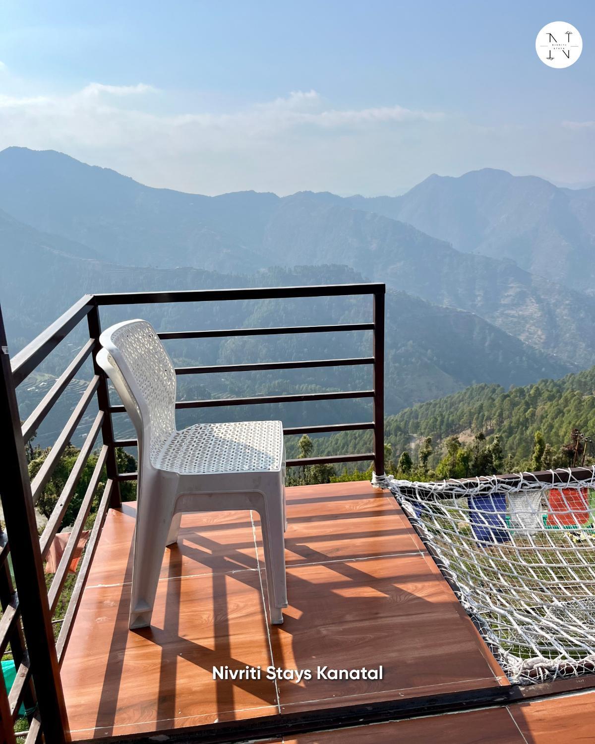 Nivriti Stays Kanatal Ngoại thất bức ảnh